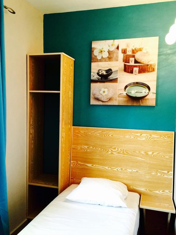 L'Annexe 66 , Saint Denis Centre Ville , A 200 M De La Rue Pietonne , Du Petit Marche Et Du Leader Price , Sur Une Rue Calme, Parking Gratuit Sur La Rue Kamer foto