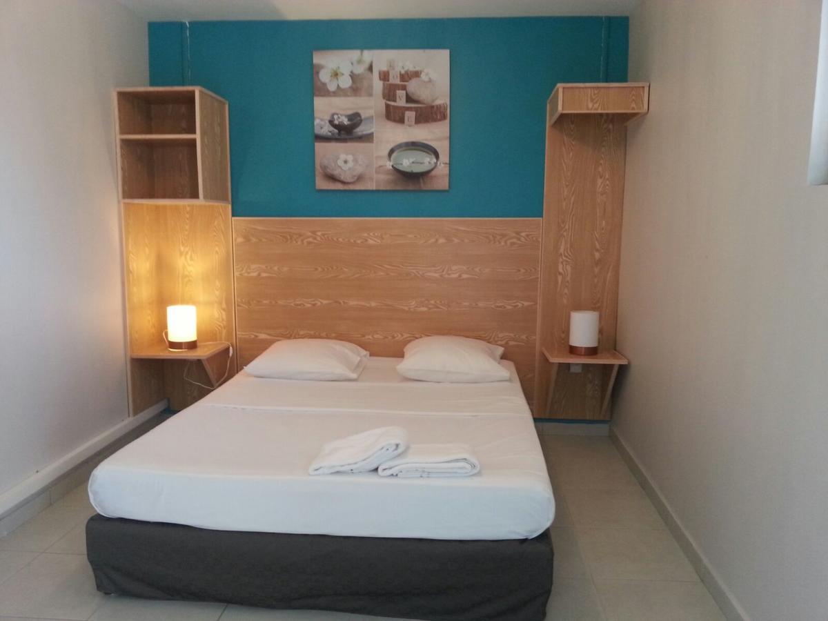 L'Annexe 66 , Saint Denis Centre Ville , A 200 M De La Rue Pietonne , Du Petit Marche Et Du Leader Price , Sur Une Rue Calme, Parking Gratuit Sur La Rue Buitenkant foto